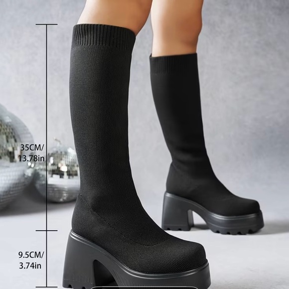 Women’s Black Platform Mid-Calf Boots - Picture 3 of 3